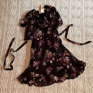 Floral Black Pink Mini Wrap Dress Size Small NWT
